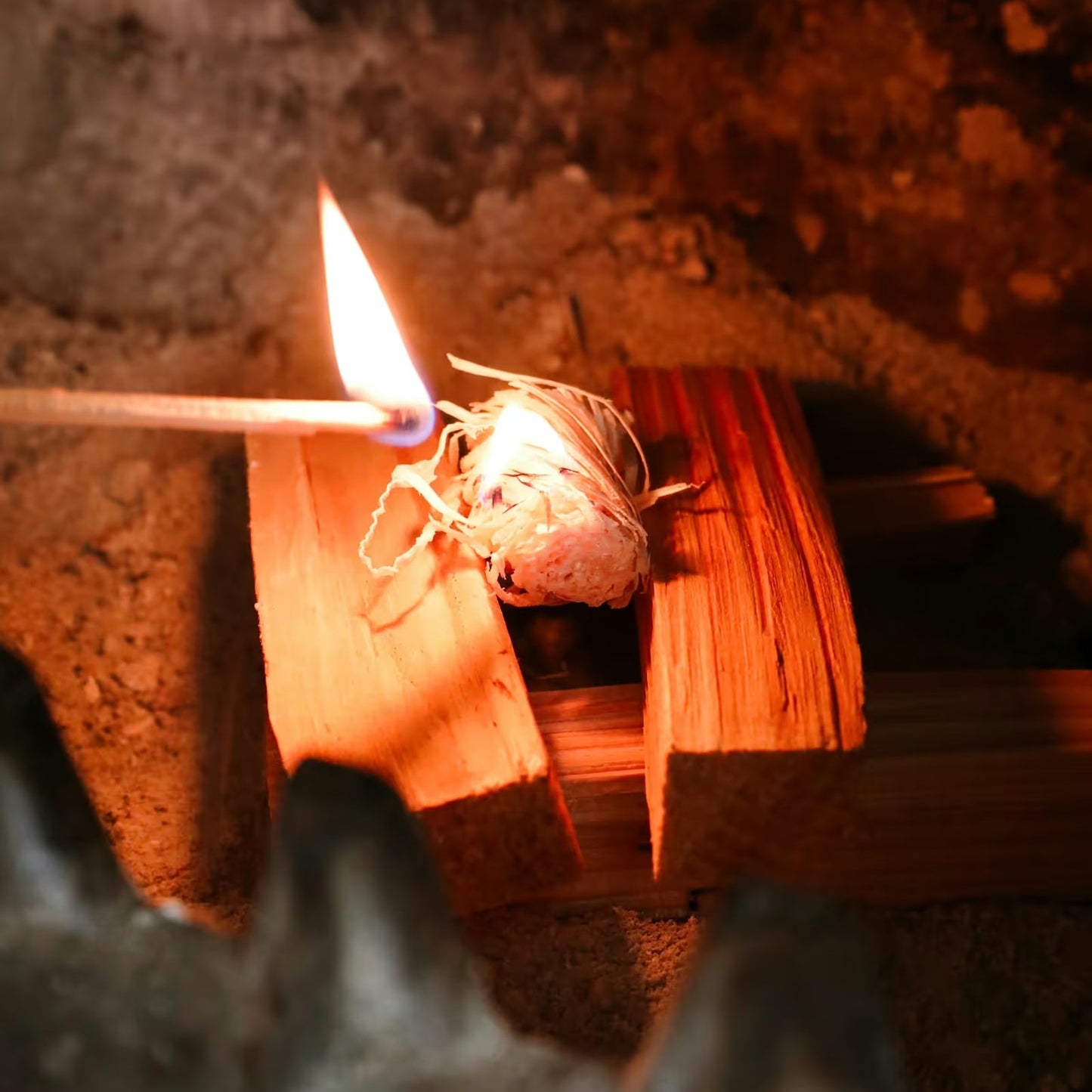 Ecoblaze Natural Wood Wool Firelighters - 200 Pieces