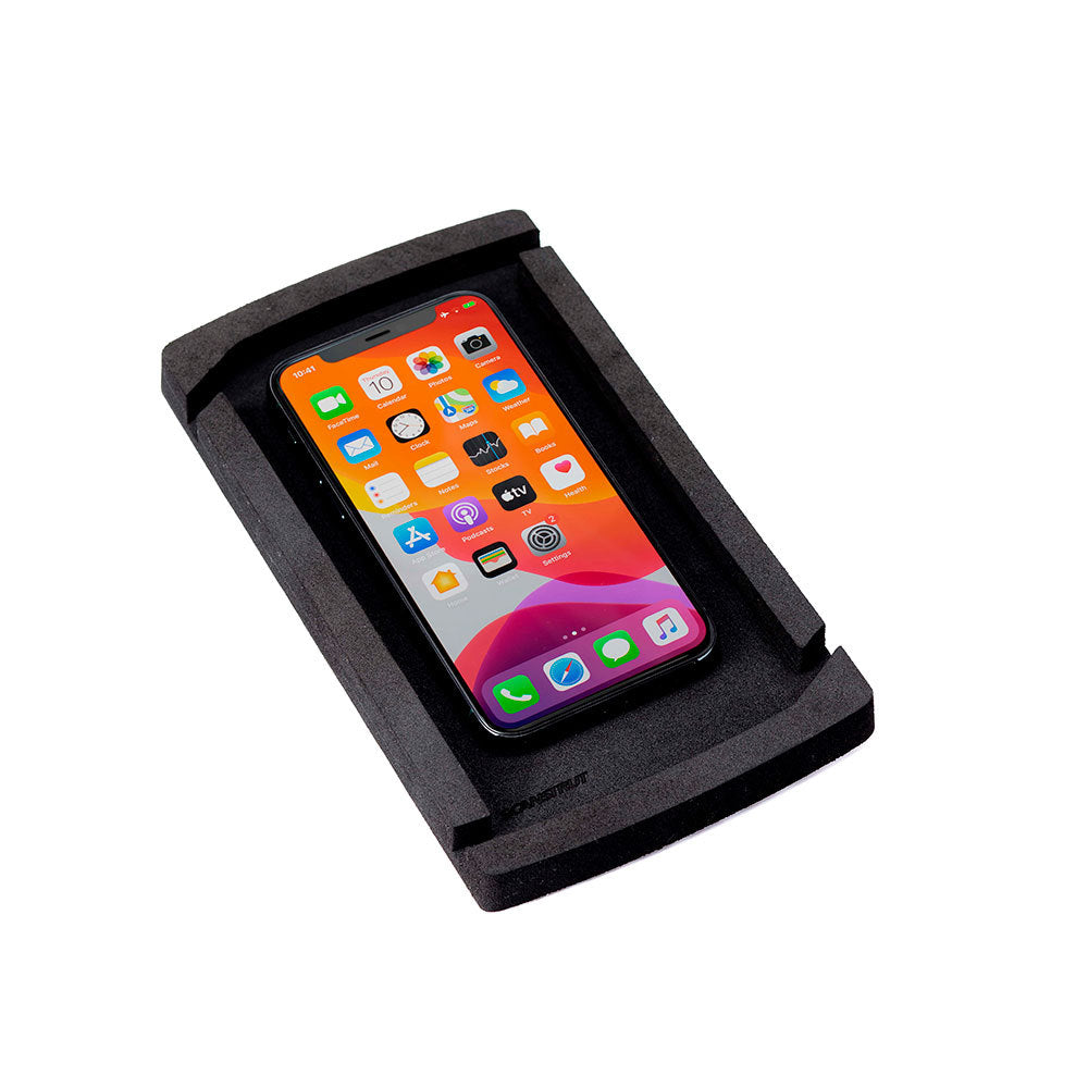 ROKK Wireless - Catch 5W Waterproof Wireless Phone Charger 12/24V